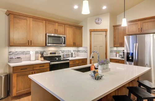 Bonner County House | Game Room + Patio: Pet-Friendly Oldtown Retreat