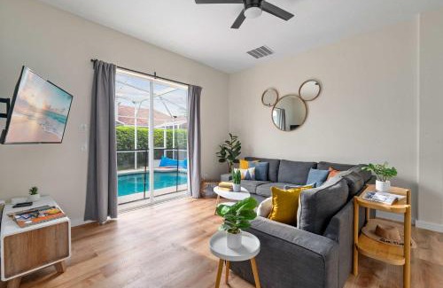 Tuscan Hills House | Game Room + Private Heated Pool + 8 MI to Disney