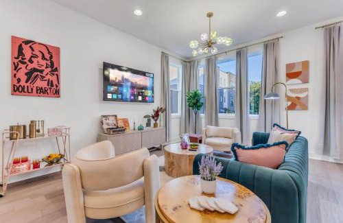 South Nashville House | Game Room & Rooftop Deck at Downtown Nashville