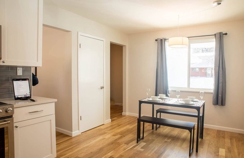 Englewood House | ★Game Room★4 Bedroom (2 King Beds) 3 Bathroom near Arapahoe/I-25