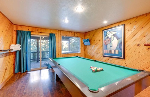 Pioneer Trail House | Game Rooms, Sauna and Decks South Lake Tahoe Home