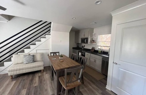 Auburn Condo | Gameday Comfort, 2br/2ba, 5 mins walk to Stadiums!