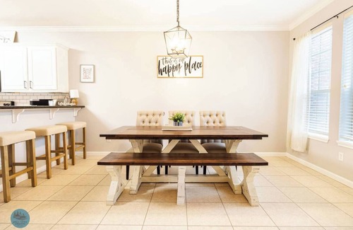 University Park House | Gameday Gateway - Modern College Station Home Near Texas A&M