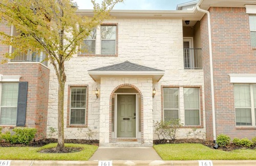University Park House | Gameday Gateway - Modern College Station Home Near Texas A&M