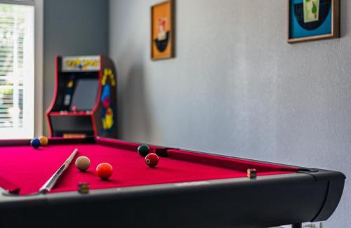 West San Antonio House | Gameroom, Bbq & Hot-tub By Lackland & Seaworld