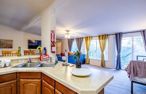 Mariposa County House | GameRoom*HomeTheater*EV Charger*Fire pitw/Mtn View