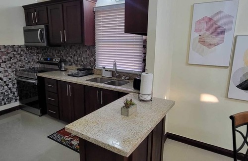 Spring Village House | Games Room, A Pool, Modern House - Book Now!