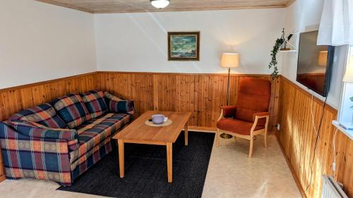 Dalskog House | Gammal björn