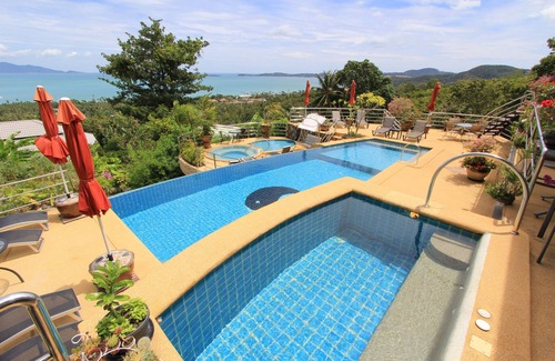 Bophut Apartment | GANESHA 2 bedrooms SEAVIEW apartment POOL +JACUZZI