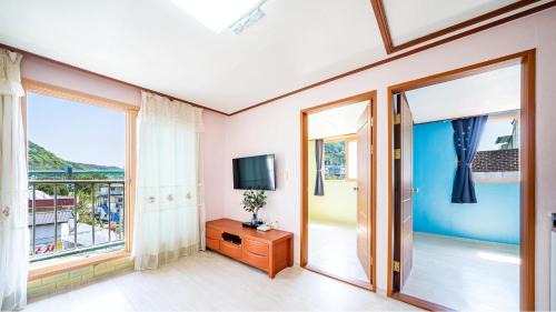 Namsan House | Gangchon Pine Hill Pension