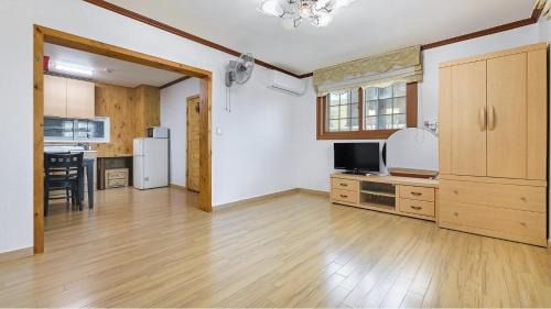 Ganghwa House | Ganghwa Badabit pension