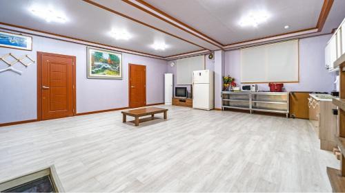 Ganghwa House | Ganghwa Dondaemoru pension