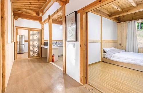 Gangneung House | Gangneung Booyoonok Hanok Pension