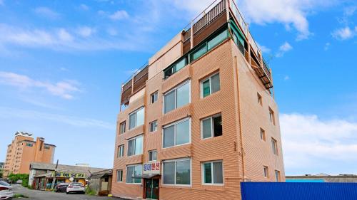 Jumunjin-eup House | Gangneung Jumunjin Lighthouse Pension