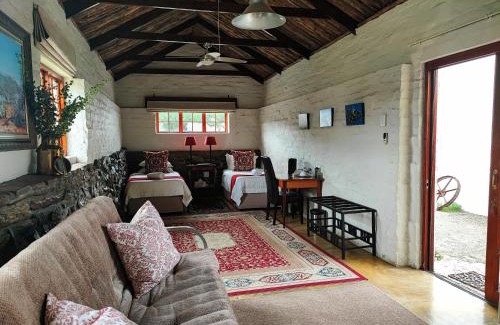 Nieu-Bethesda House | Ganora Guest Farm, Camping and Excursions