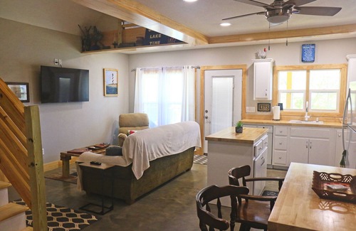 Andalusia House | Gantt Lake house Andalusia AL .