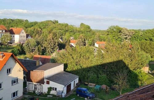 Zschaitz-Ottewig Apartment | Ganze 2-Raum Ferienwohnung Links