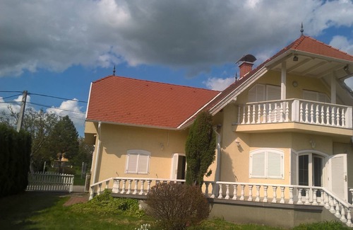 Cserszegtomaj Villa | Ganze Villa ( ca. 160 qm )mit Blick zum Plattensee