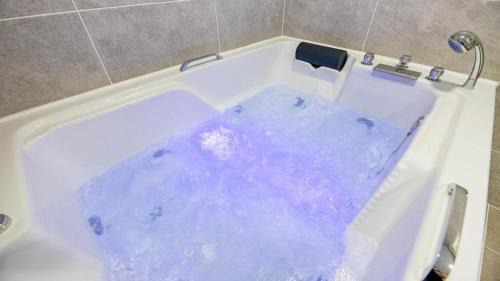 Buk House | Gapyeong Haneulsup Spa Pension