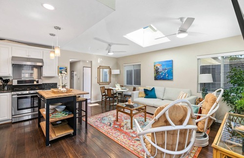 Capistrano Beach Apartment | Garabaldi Bungalow - with private large patio