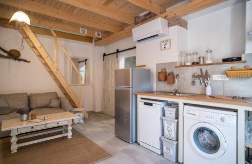 Solkan Apartment | Garage Apartments