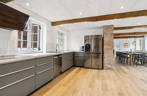 Østermarie House | "Garbine" - 1.5km from the sea by Interhome