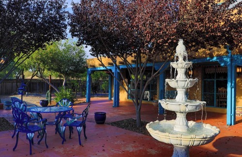 Atascadero House | Garcia Hacienda: Authentic Mexican Villa & Hot Tub