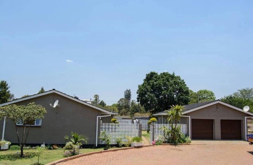 Harare East House | Garden 1 - en-suite