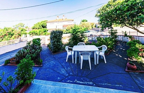 Le Grand Large Apartment | Garden and. Beach 2 steps away!