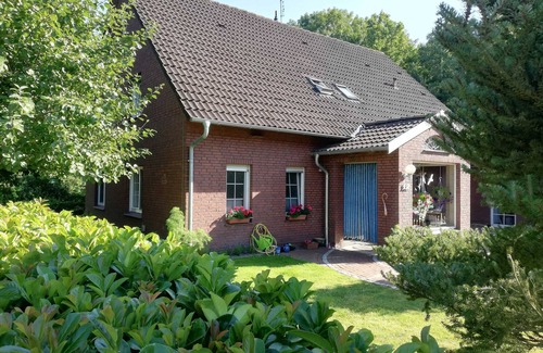 Altfunnixsiel Apartment | Garden apartment on the right - Apartments Otten
