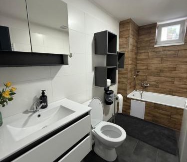 Kralovsky Chlmec Apartment | Garden Apartments