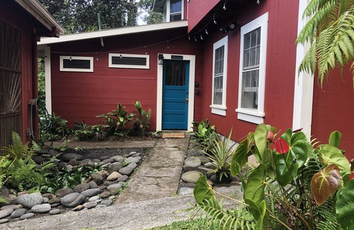 Paauilo House | Garden Apartment w/Hot Tub on Historic Homestead