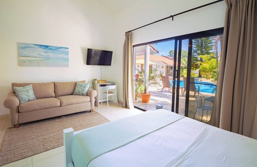 Sosua Bed & Breakfast | Garden by the Sea
