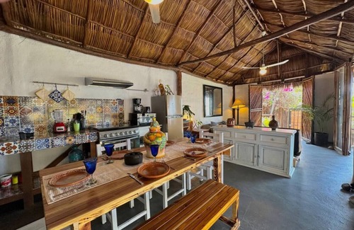 Cerro Cabin | Garden Cabin PV, Romantic Zone