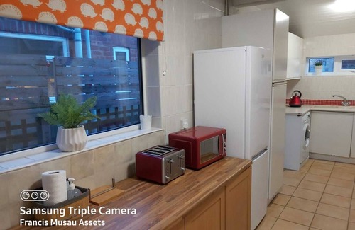 Gedling Apartment | Garden City House - Huku Kwetu (Notts)