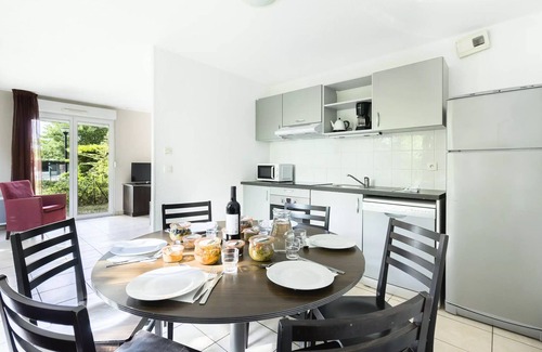 Marcy-l'Etoile Apartment | Garden & City Lyon Residence - Marcy l'Etoile * - 4 room Duplex 8 people