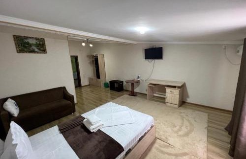 Navoiy Hotel | Garden City