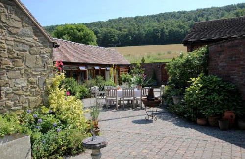 Hope Bowdler House | Garden Cottage at Eaton Manor