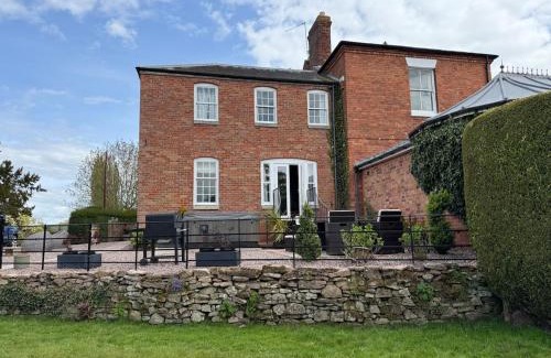Clows Top House | Garden cottage at The Glebe