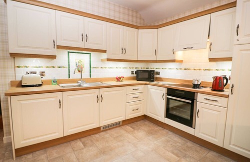 Castle Douglas Cottage | GARDEN COTTAGE in Castle Douglas