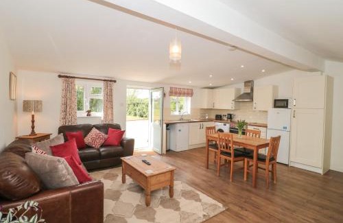 Frome House | Garden Cottage, Rode Farm