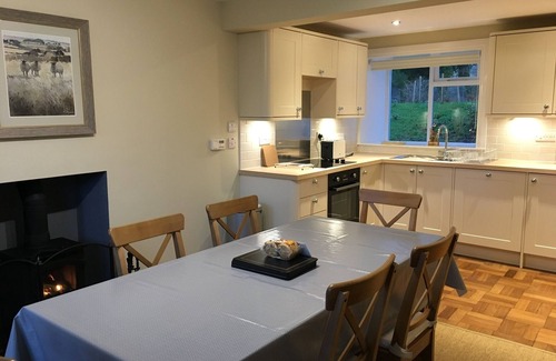 Carsluith Cottage | Garden Cottage with private enclosed walled garden