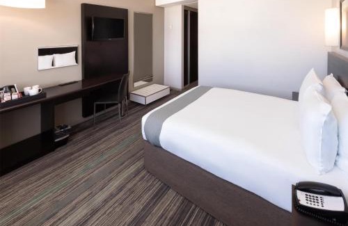 Humewood Hotel | Garden Court Kings Beach