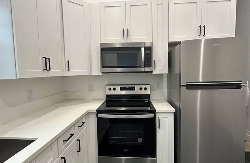 East Riverside House | Garden District Hive in New Orleans with AC, WiFi