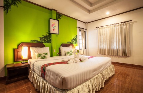 Saladan House | Garden Double bedroom (Superior bungalow)