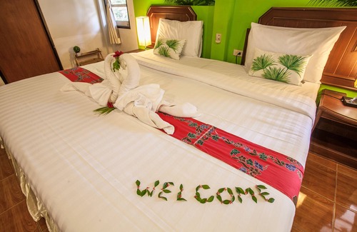 Saladan House | Garden Double bedroom (Superior bungalow)