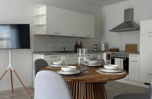 Rustersiel Apartment | Garden flat at the harbour in WHV