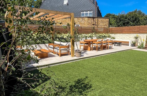 Clapham Apartment | Garden Flat in Clapham South - 4 min from tube/shops