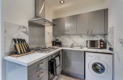 Alexandria Apartment | Garden Flat, Loch Lomond