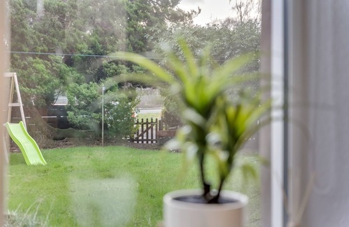 Alexandria Apartment | Garden Flat, Loch Lomond
